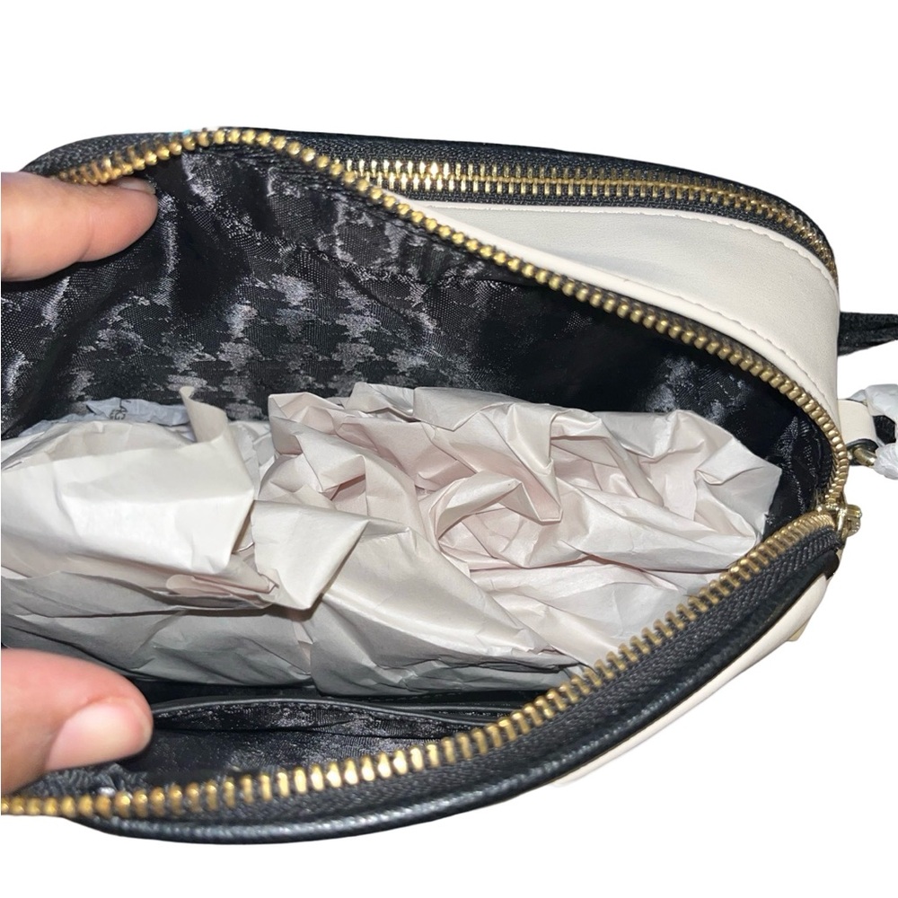 Karl Lagerfeld Cream Crossbody Bag - Picture 7 of 9
